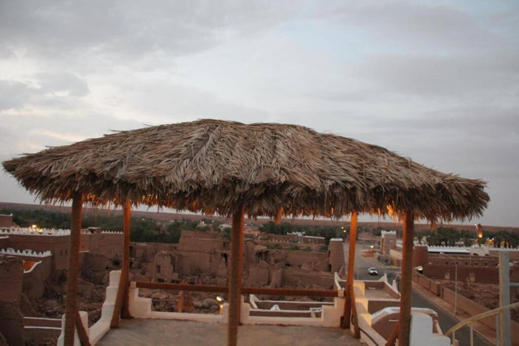 Ferienwohnung بيت السليمي التراثي Shaqra Exterior foto