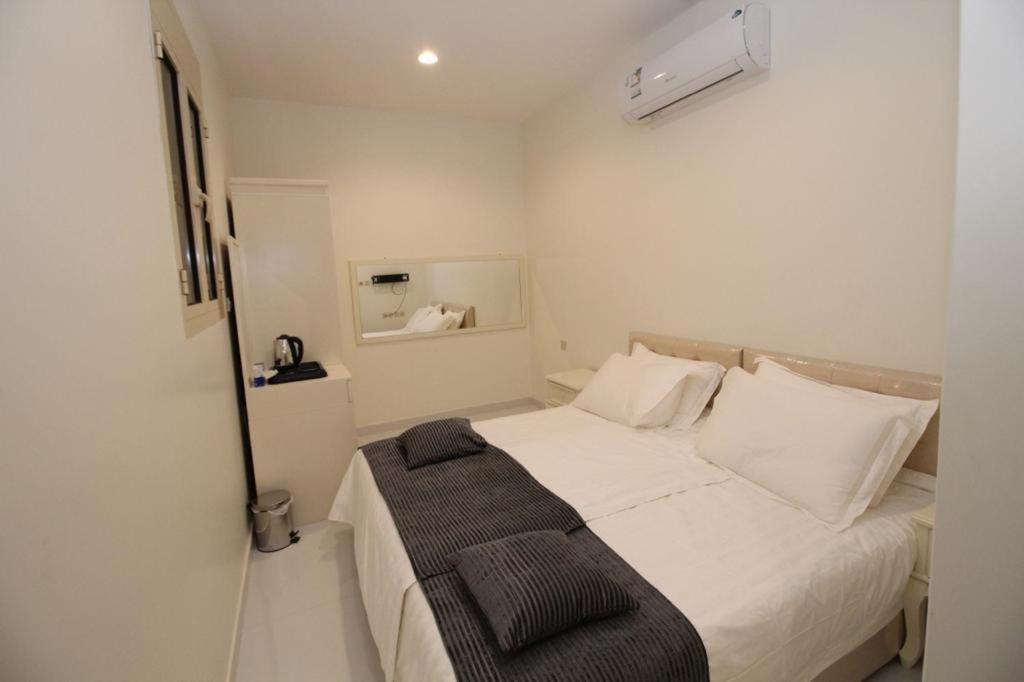 Ferienwohnung بيت السليمي التراثي Shaqra Zimmer foto